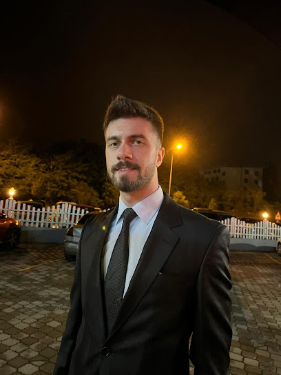 Dt. Salih Engin Tural, Diş Hekimi Samsun, ATAKUM