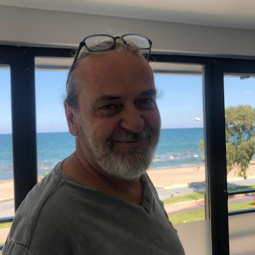 Dt. Mümtaz Hüseyin Uğur, Samsun, ATAKUM, Diş Hekimi