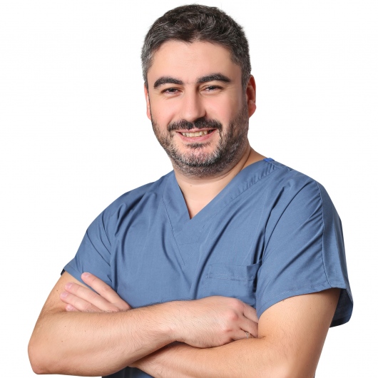 Dt. Mustafa Kaleli, Diş Hekimi