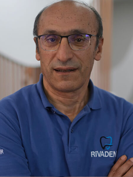 Dt. Mustafa Özdemir, Diş Hekimi, Samsun 