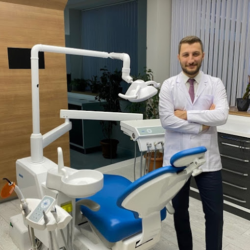 Dt. Ataben Efe Çelik, Samsun, ATAKUM, Diş Hekimi