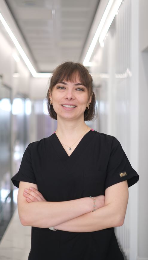 Uzm. Dt. Halime Yaşar, Diş Hekimi Samsun, İLKADIM