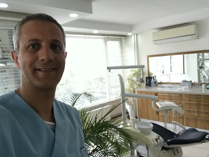 Dt. Dr. Selçuk Karahan, Ortodontist, Samsun 